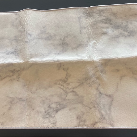 White/Gray Marble Indoor Door Mat, Minimalist Texture, Non-Slip (72x48 in.) - Picture 6 of 7